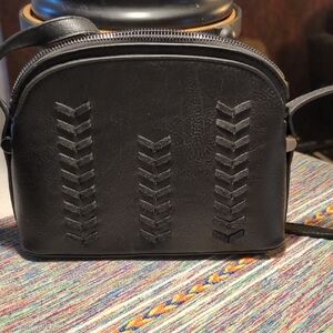 NWOT Sam And Hadley  Crossbody